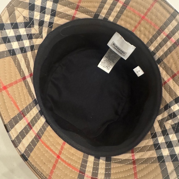Burberry Beige Check Bucket Hat - Picture 5 of 5